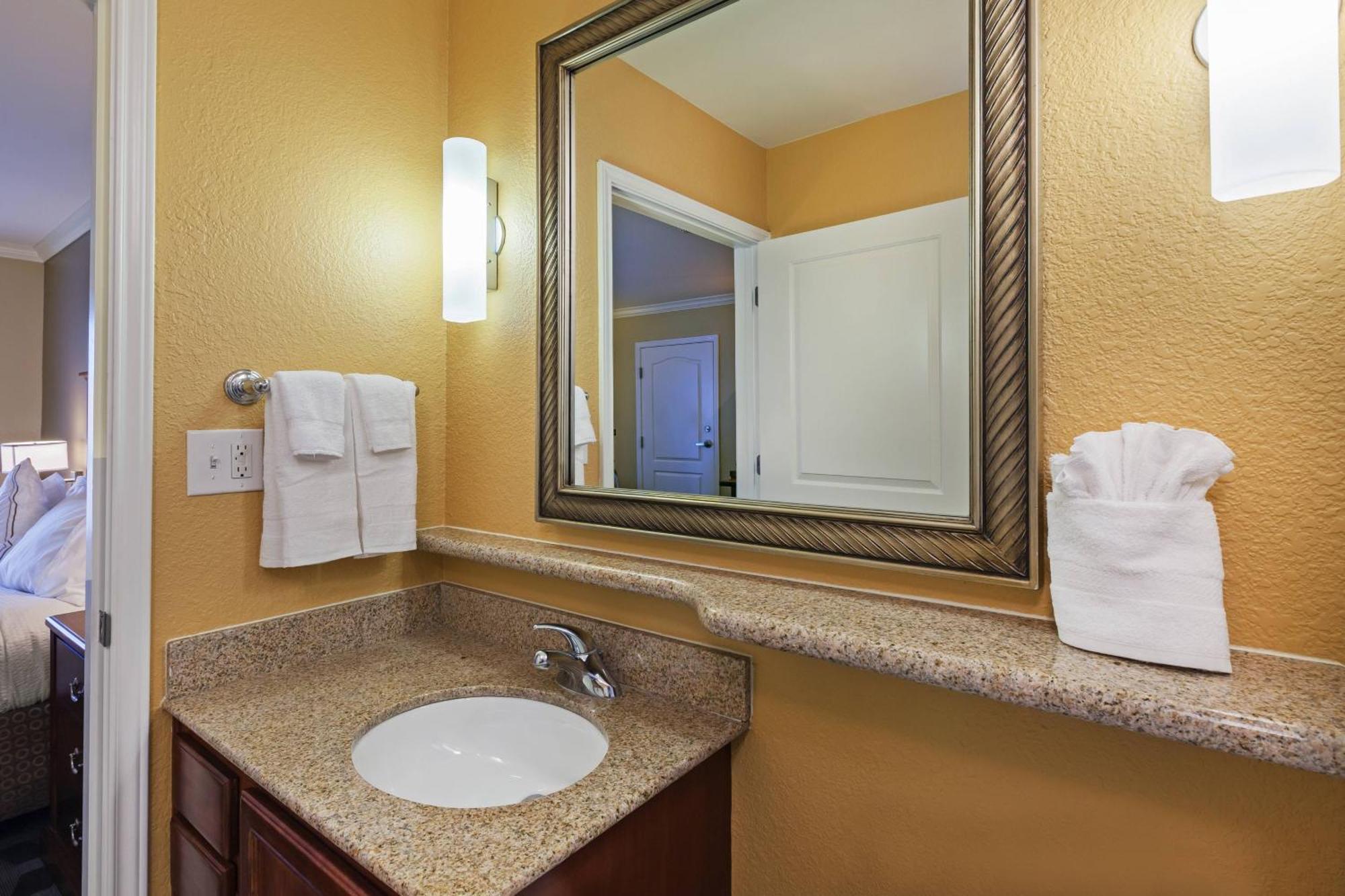 Towneplace Suites By Marriott Odessa Ngoại thất bức ảnh